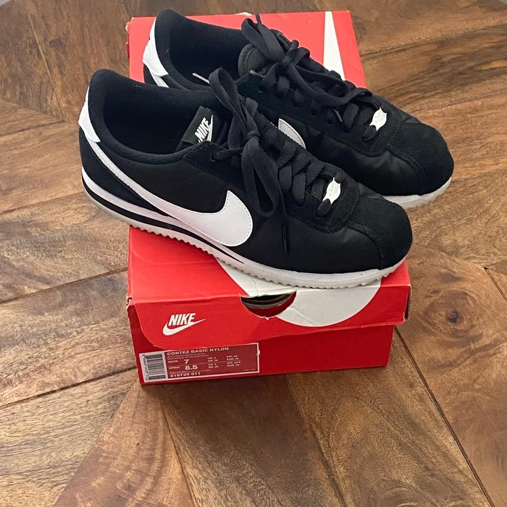 Nike Cortez